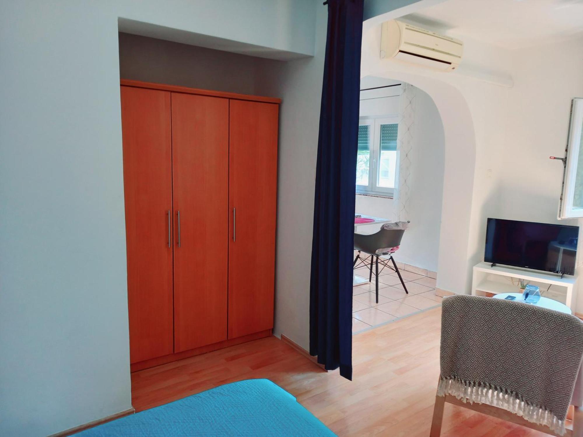 קריקווניצה Apartmani Iris I Ana מראה חיצוני תמונה