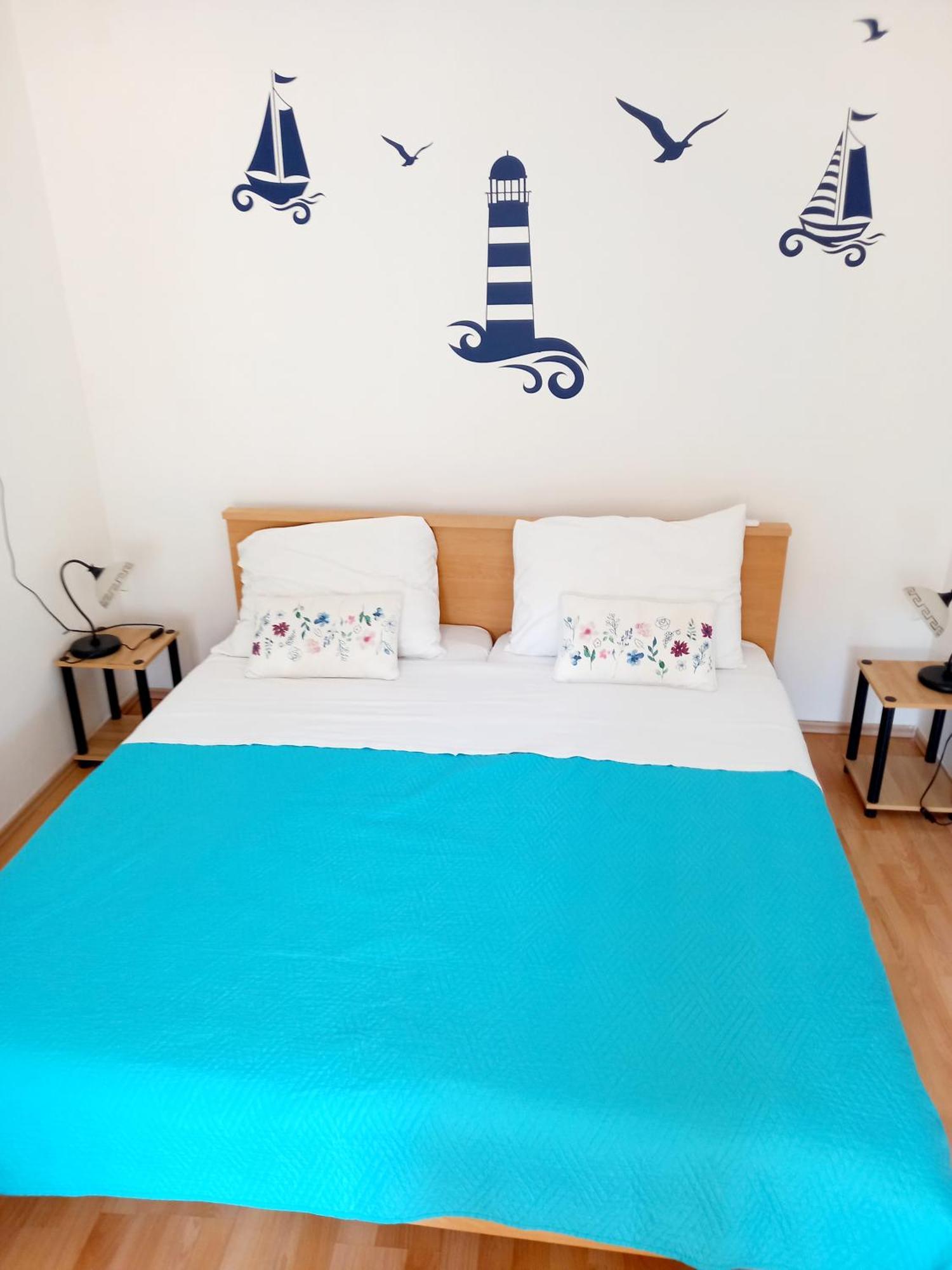 קריקווניצה Apartmani Iris I Ana מראה חיצוני תמונה